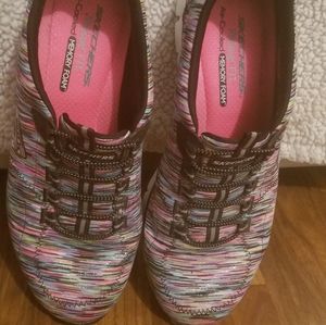 Sketchers air cooled relax fit slip on shoes